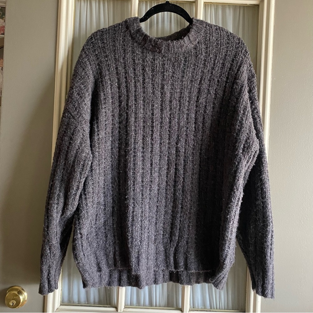 American eagle fuzzy charcoal gray relaxed sweater